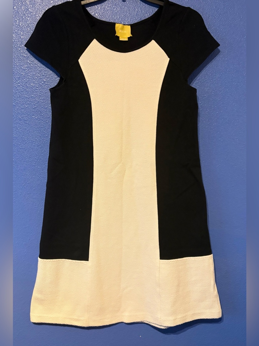 Maeve by Anthropologie Black and Cream Colorblock Short-Sleeve Shift Dress
